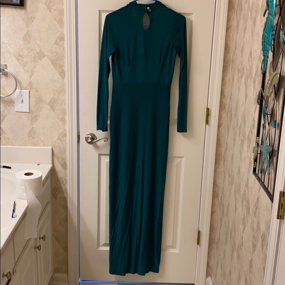 Green peephole evening dress - Picture 4 of 4